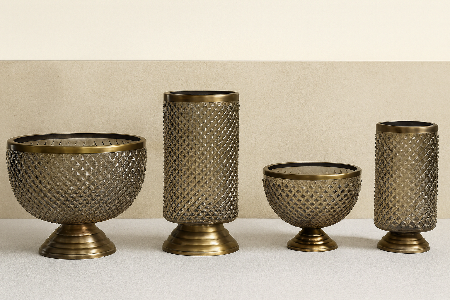 Diamond textured glass vase with gold pedestal modern decor Gold base glass vase luxury wedding centerpiece Textured glass vase set with gold accents for event decor