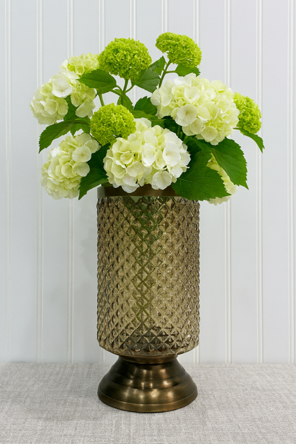 Diamond textured glass vase with gold pedestal modern decor Gold base glass vase luxury wedding centerpiece Textured glass vase set with gold accents for event decor