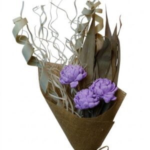Lavender mixed bouquet chrysanthemum/palm roll